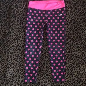 Girls Nike leggings